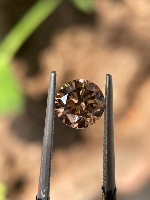 FANCY BROWN DIAMOND