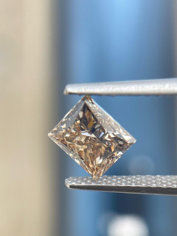 FANCY BROWN DIAMOND - Image 3