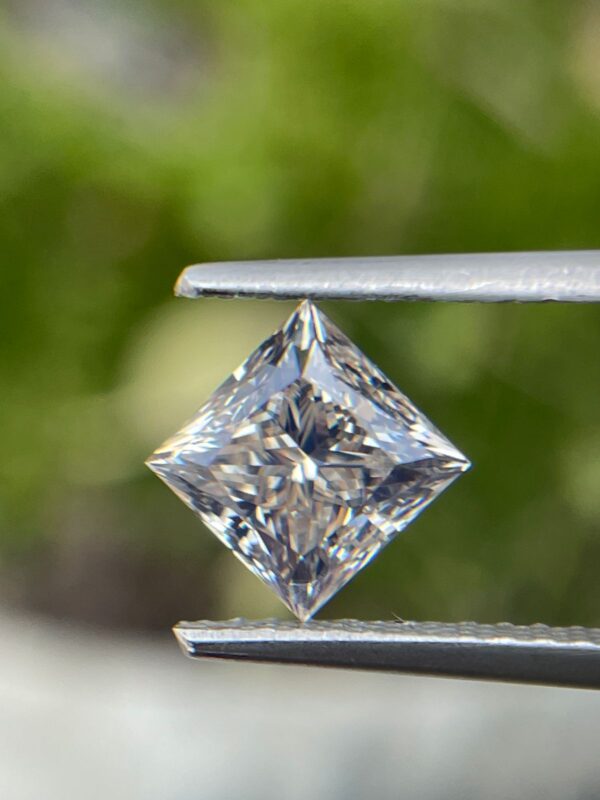NATURAL FANCY BROWN DIAMOND