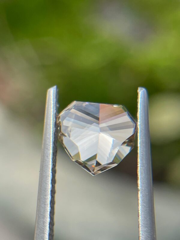NATURAL FANCY BROWN DIAMOND - Image 2