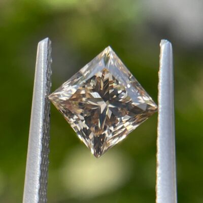 FANCY BROWN DIAMOND