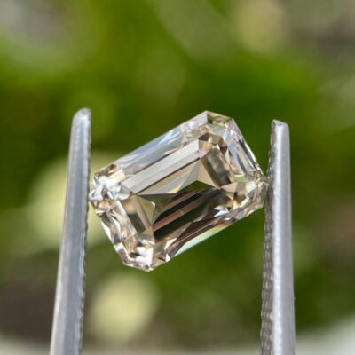FANCY BROWN DIAMOND