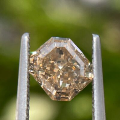 FANCY BROWN DIAMOND